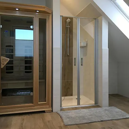 Seehaus Luddenhof 1 *